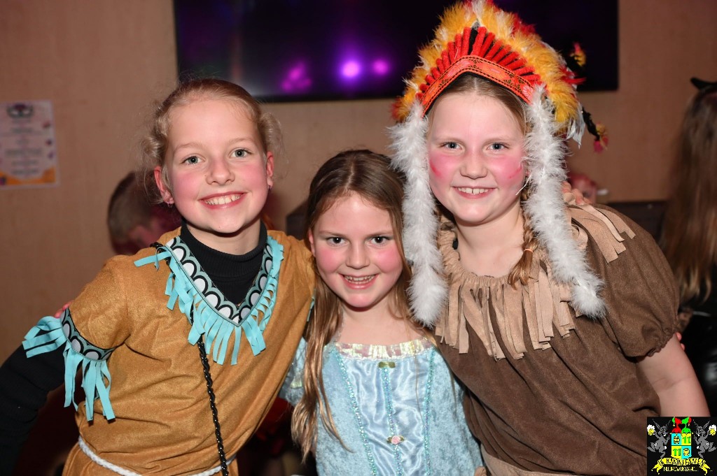../Images/Jeugddisco Middeleeuws Carnaval 177.jpg